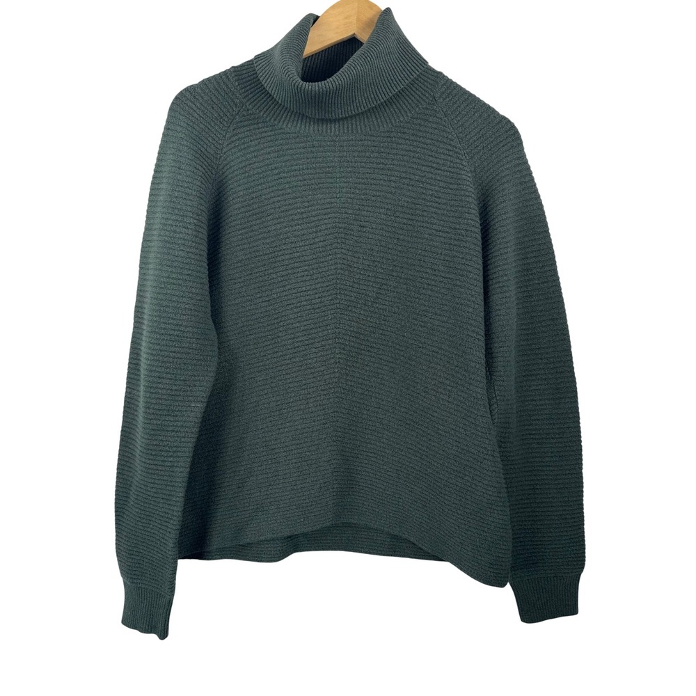 Kuhl Solace Turtleneck Sweater sz M Green Ribbed Merino Wool Blend athleisure